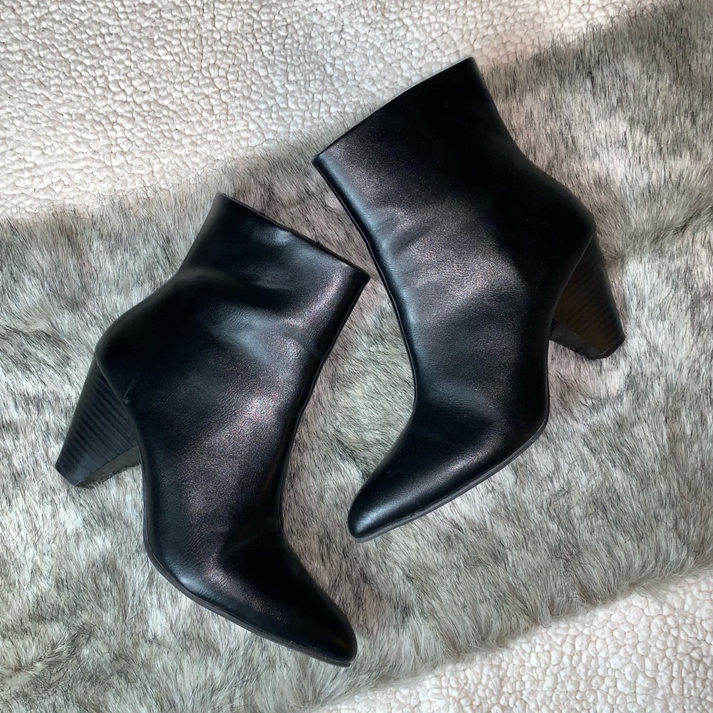 APT. 9 |  Black Pointed Ankle Booties